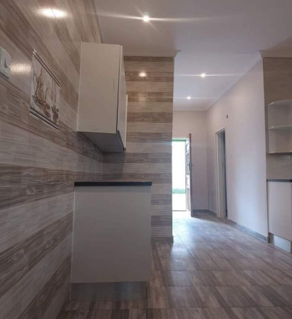 3-bedroom-house-and-1-bedroom-cottage-for-sale-in-ibex-hill-big-2