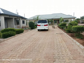 2-bedroom-flat-for-rent-in-lilayi