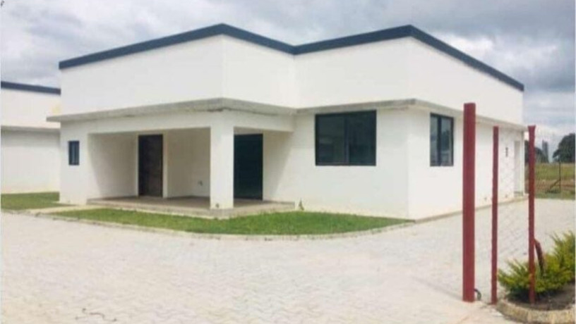 neat-and-modern-3-bedroom-house-for-sale-in-lilayi-big-6