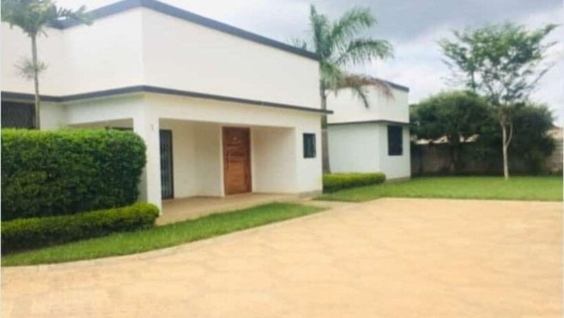 neat-and-modern-3-bedroom-house-for-sale-in-lilayi-big-7