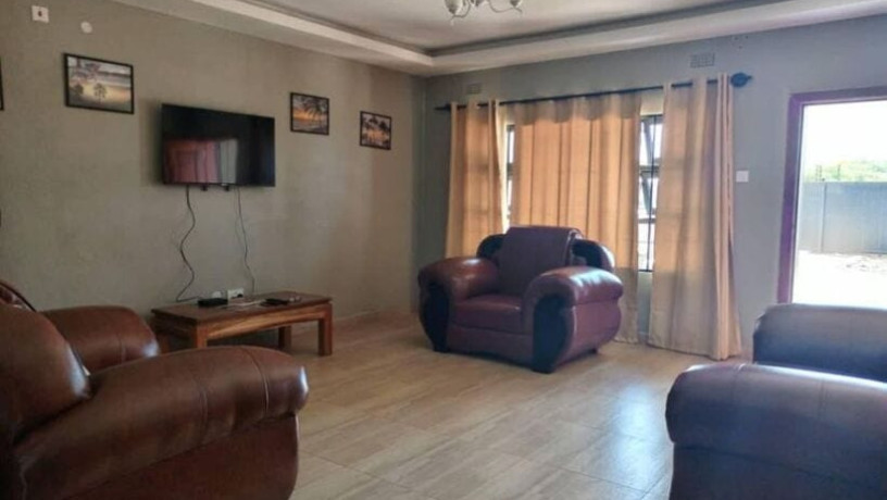 1-bedroom-flat-for-rent-in-lilayi-big-3