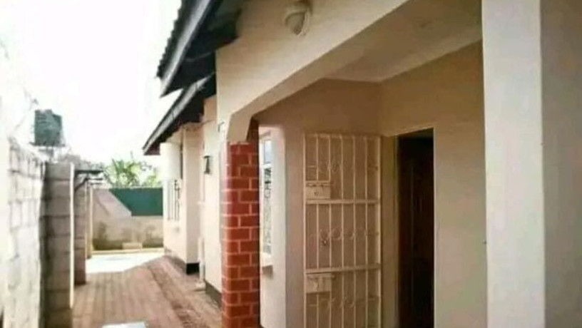 3-bedroom-flat-for-rent-in-lilayi-big-7