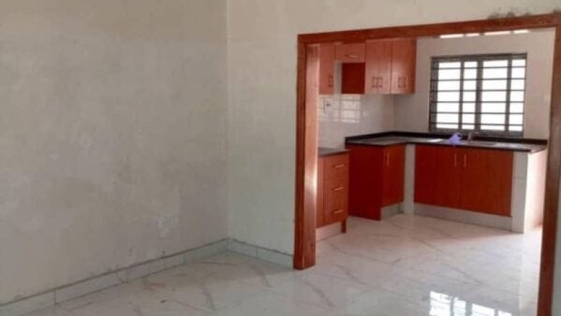 2-bedroom-flat-for-rent-in-lilayi-big-7