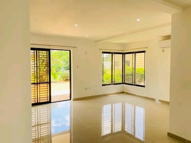 3-bedroom-apartment-for-rent-in-lilayi-big-7