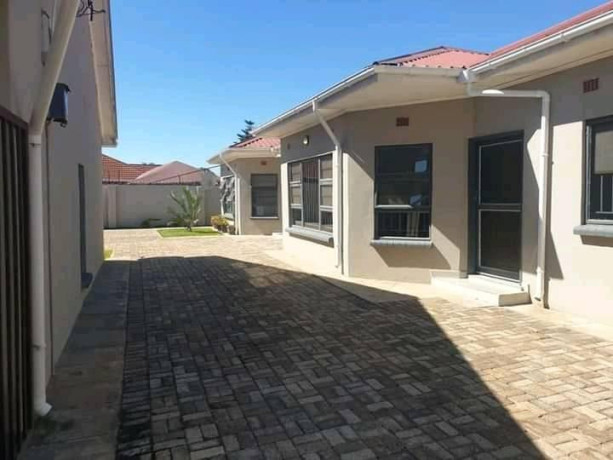 2-bedroom-flat-for-rent-in-mass-media-big-6