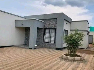 3-bedroom-house-for-sale-in-lilayi