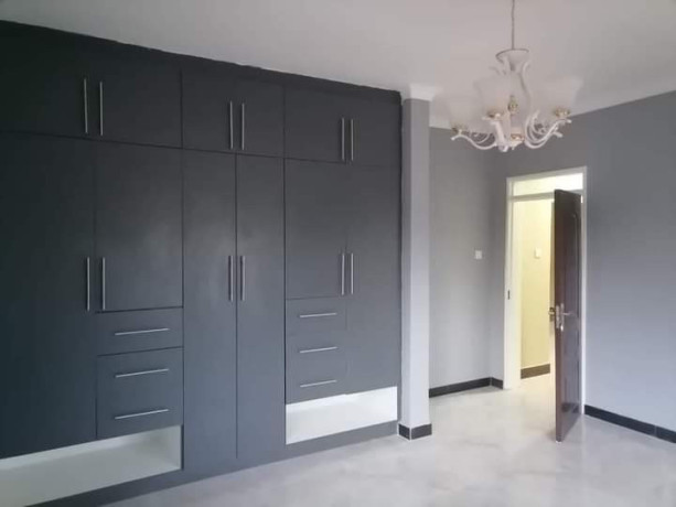 3-bedroom-flat-for-rent-in-lilayi-estate-big-5