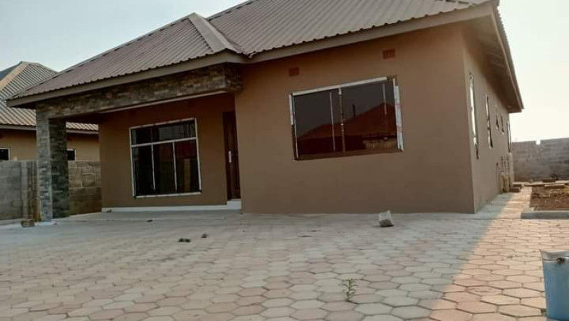 2-bedroom-house-for-sale-in-lilayi-estate-big-3