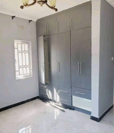 3-bedroom-flats-for-rent-in-lilayi-big-2