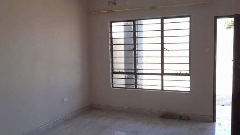 2-bedroom-flat-for-rent-in-lilayi-big-2