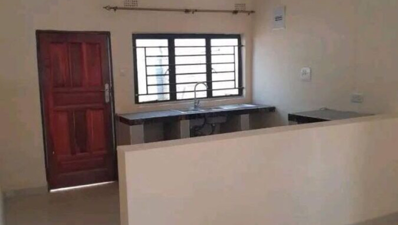 2-bedroom-flat-for-rent-in-lilayi-big-6