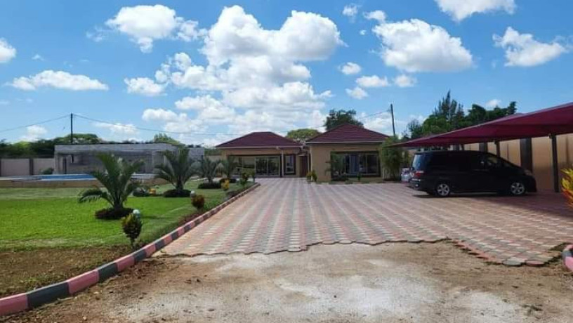 property-for-sale-in-lilayi-estate-big-4