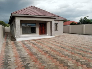 3-bedroom-house-for-sale-in-libala-south