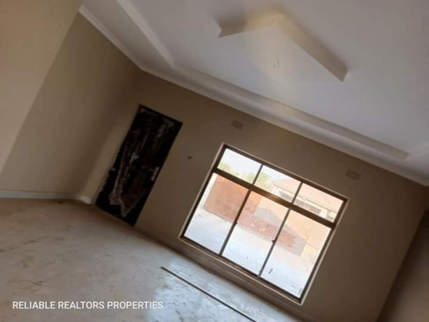 2-bedroom-house-for-sale-in-lilayi-estate-big-2