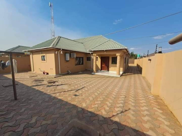 3-bedroom-house-for-sale-in-lilayi-estate-big-3