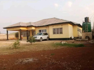 3 Bedroom House For Sale In Chalala