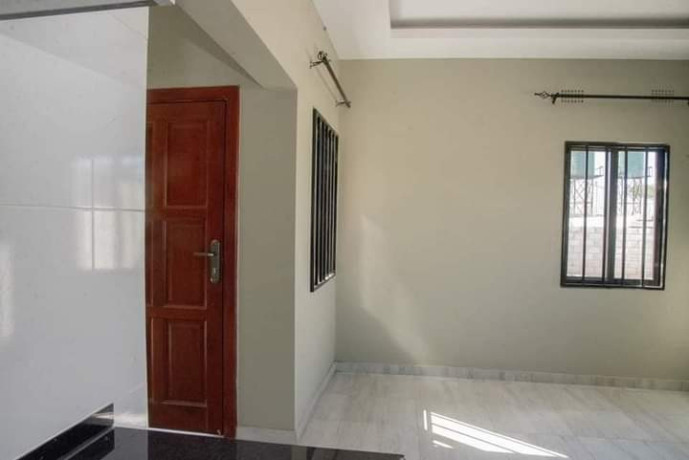 3-bedroom-house-for-sale-in-chalala-big-4