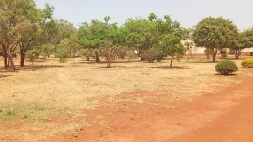 plot-for-sale-in-chalala-big-1