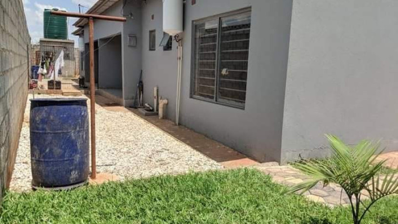 2-bedroom-house-for-rent-in-libala-south-big-2