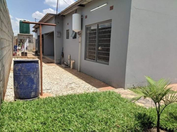2-bedroom-house-for-rent-in-libala-south-big-2