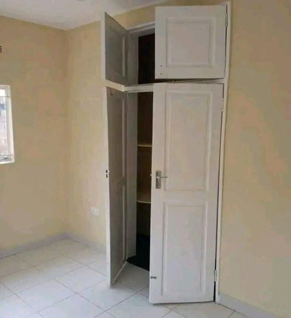 2-bedroom-flat-for-rent-in-makeni-south-big-0