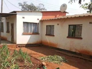 Spacious and Neat 3 Bedroom Flats for Sale in Chilenje South