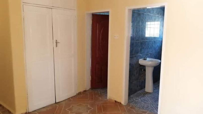 3-bedroom-flat-for-rent-in-makeni-konga-big-2