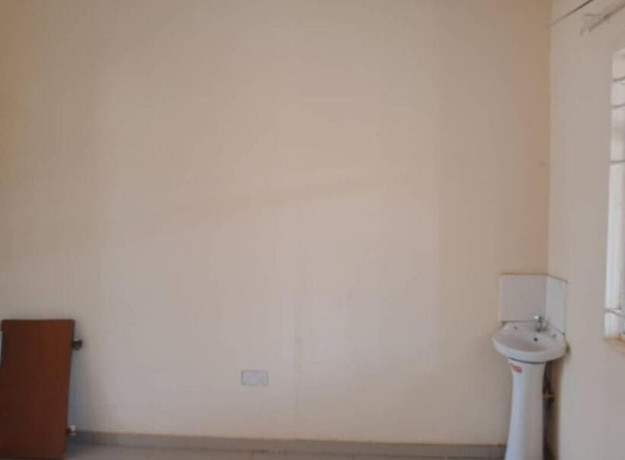 2-bedroom-flat-for-rent-in-makeni-big-1