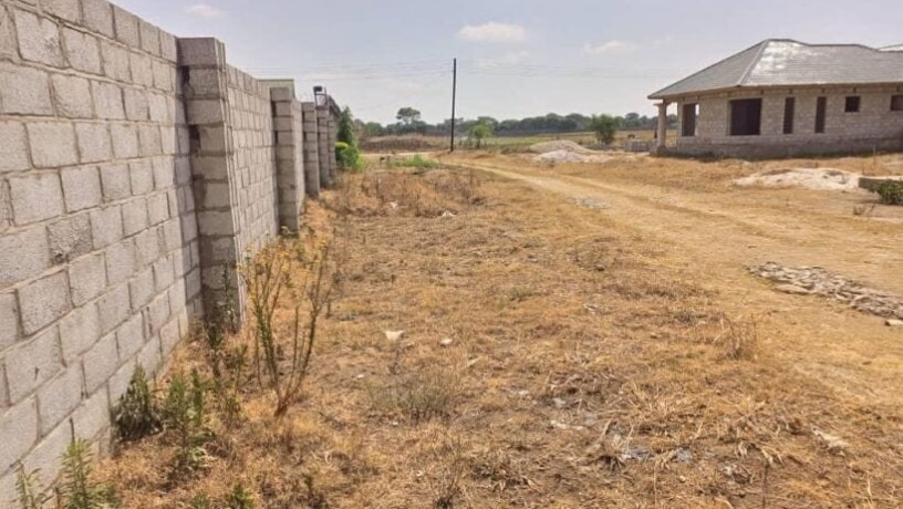 plot-for-sale-in-makeni-big-2