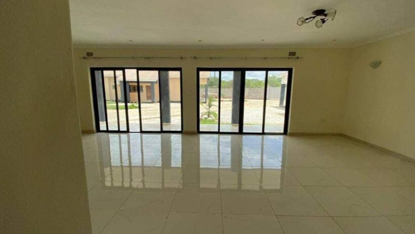 4-bedroom-house-for-rent-in-makeni-big-6