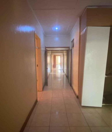 5-bedroom-house-for-sale-in-makeni-big-8
