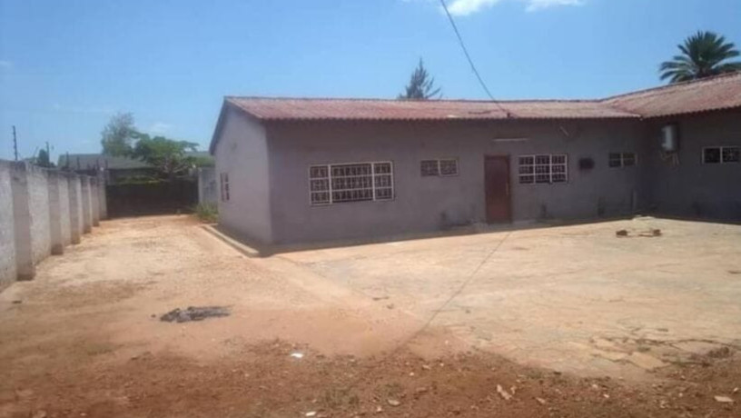 4-bedroom-house-for-rent-in-makeni-big-1