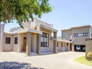 4-bedroom-apartment-for-rent-in-kabulonga