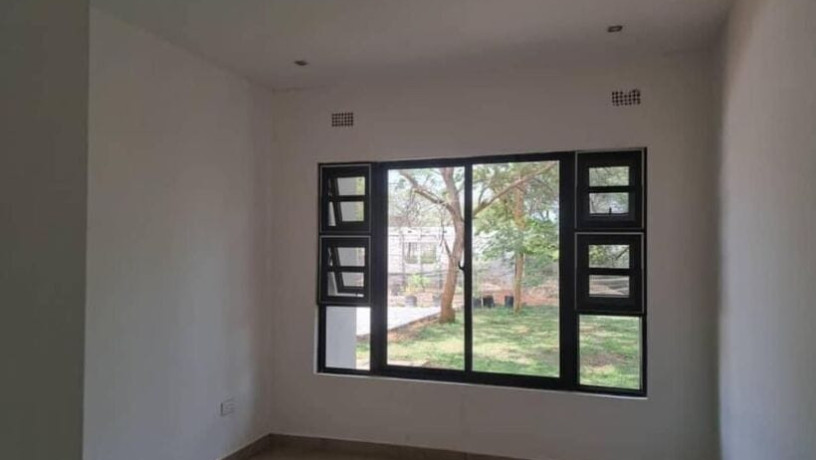 3-bedroom-flat-for-rent-in-makeni-big-7