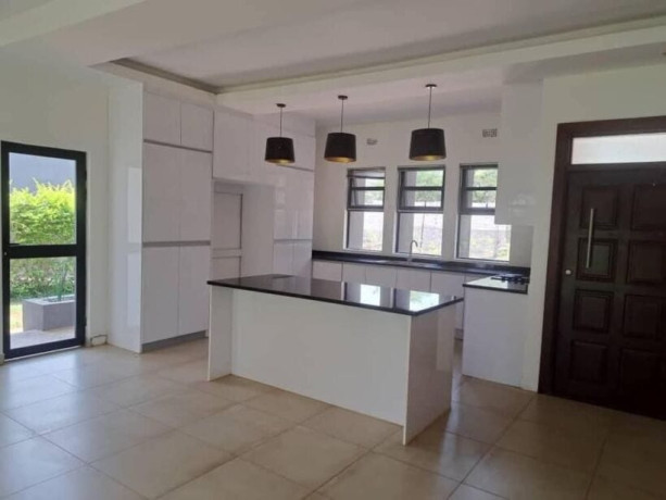 3-bedroom-flat-for-rent-in-makeni-big-6
