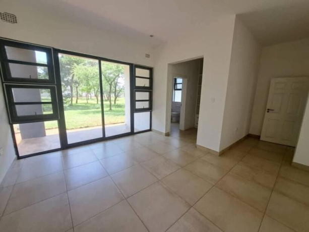 3-bedroom-flat-for-rent-in-makeni-big-2