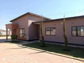 2-bedroom-flat-for-rent-in-chalala