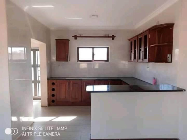 2-bedroom-flat-for-rent-in-chalala-big-1