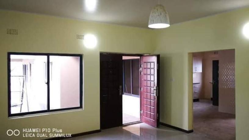 2-bedroom-flat-for-rent-in-woodlands-big-2