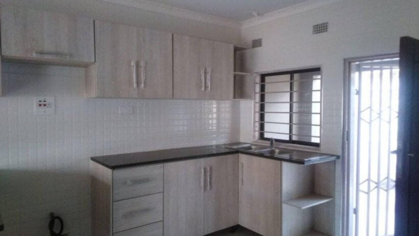 2-bedroom-flat-for-rent-in-lilayi-big-1