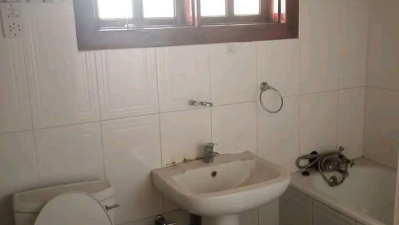 2-bedroom-flat-for-rent-in-makeni-big-1