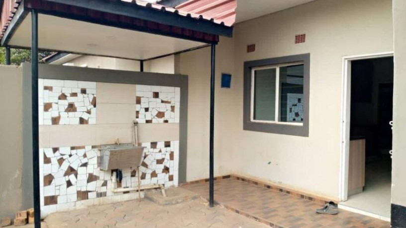 2-bedroom-house-for-rent-in-makeni-big-2