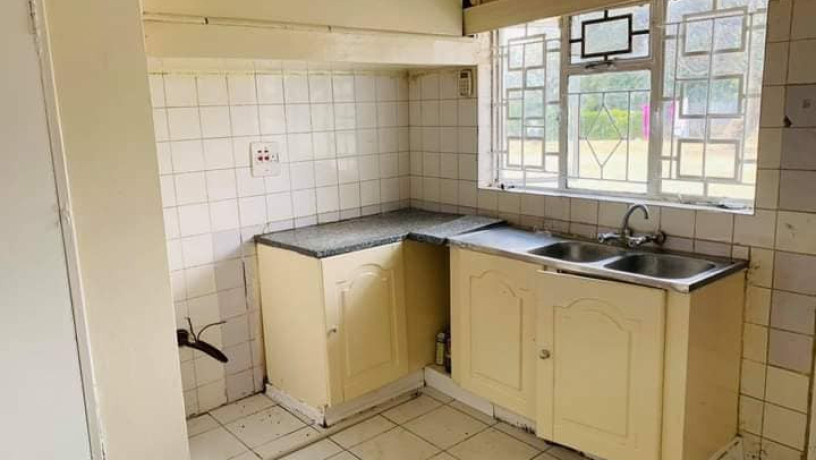 2-bedroom-flat-for-rent-in-rhodespark-big-2