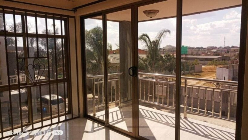 2-bedroom-duplex-flat-for-rent-in-ibex-hill-big-4