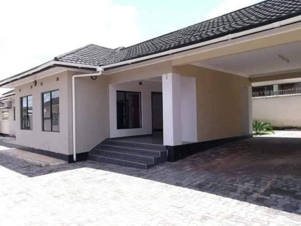 3-bedroom-apartment-for-rent-in-chudleigh-big-0