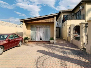 2-bedroom-furnished-apartment-for-rent-in-olympia
