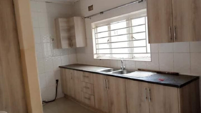 2-bedroom-flat-for-rent-in-chalala-big-5