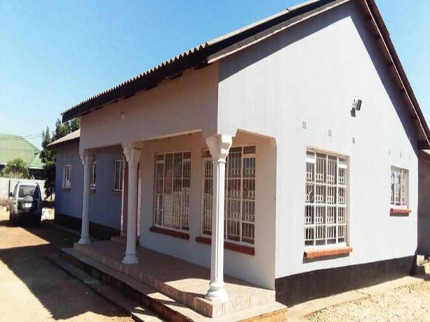 4-bedroom-house-for-rent-in-woodlands-big-0