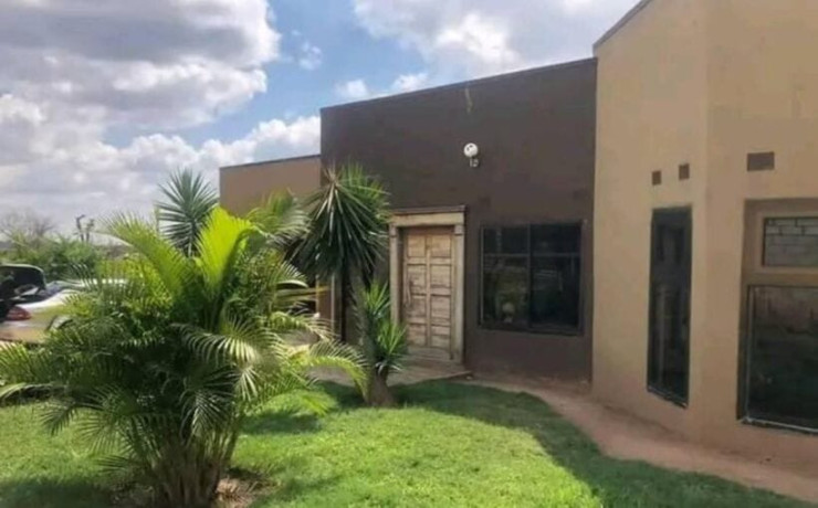 4-bedroom-house-for-sale-in-new-kasama-big-0