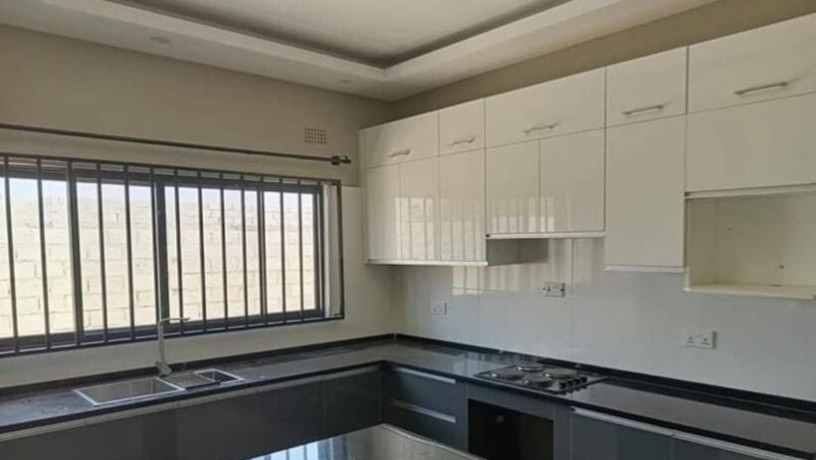 3-bedroom-house-for-rent-in-new-kasama-big-1